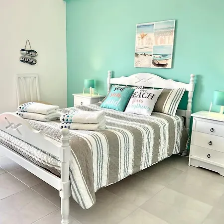 T2 En Bord De Apartament *