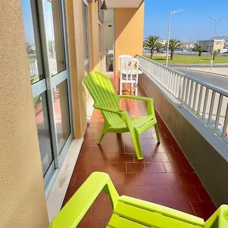 Apartment T2 En Bord De Peniche