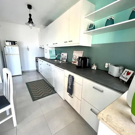 T2 En Bord De Apartment